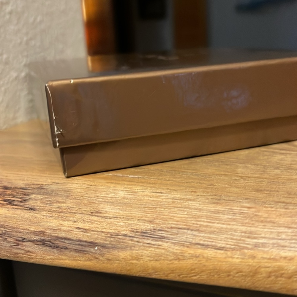 Authentic Gucci Box - Picture 7 of 7